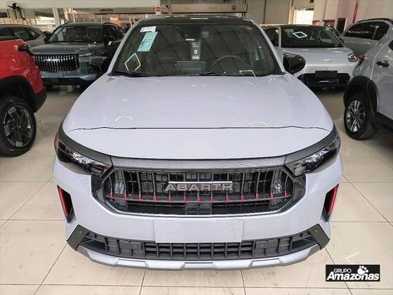 FIAT FASTBACK 1.3 TURBO 270 FLEX ABARTH AT6 FIAT FASTBACK 1.3 TURBO 270 FLEX ABARTH AT6